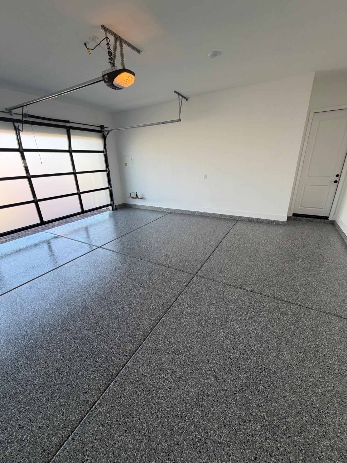 Finished epoxy garage floor by Sin City Garage Floors